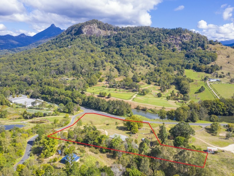 13 Boulder Close, Byangum NSW 2484