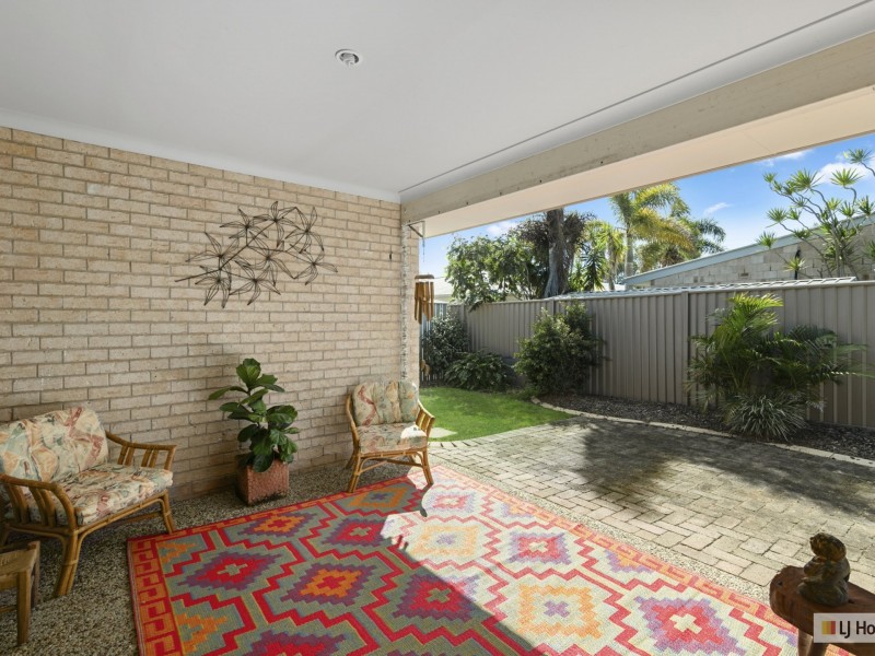 2/4 Tathra Street, Pottsville NSW 2489