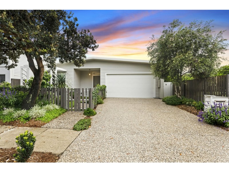 33 Collins Lane, Casuarina NSW 2487