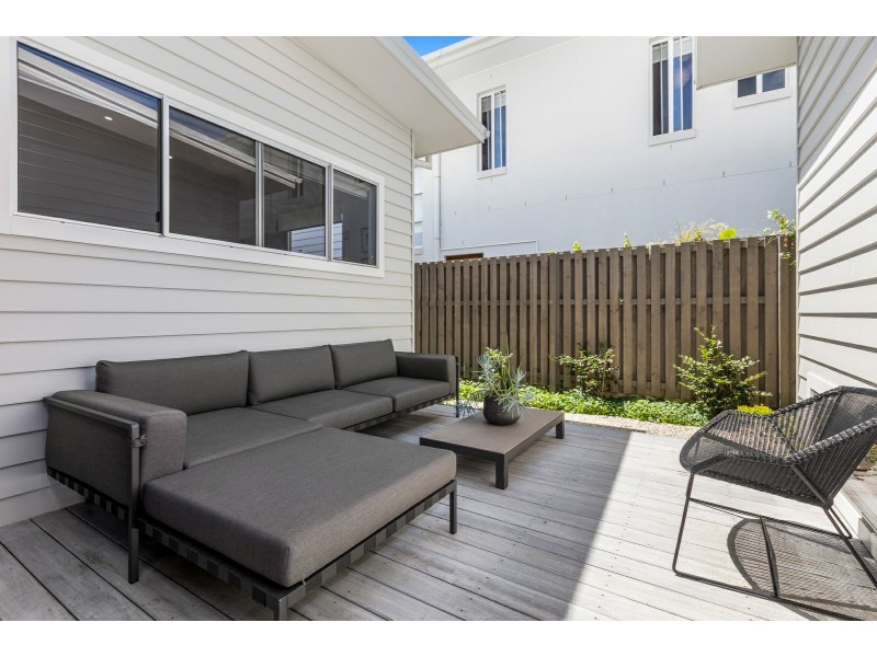 33 Collins Lane, Casuarina NSW 2487