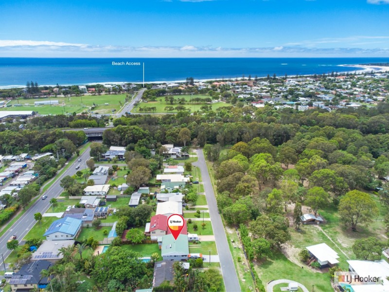 38 Ocean Drive, Chinderah NSW 2487