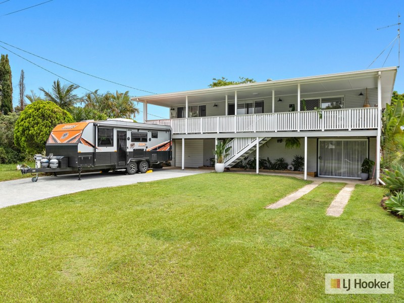 38 Ocean Drive, Chinderah NSW 2487