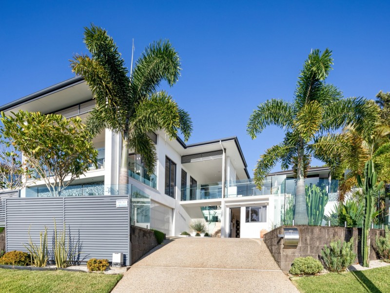 21 Old Ferry Road, Banora Point NSW 2486