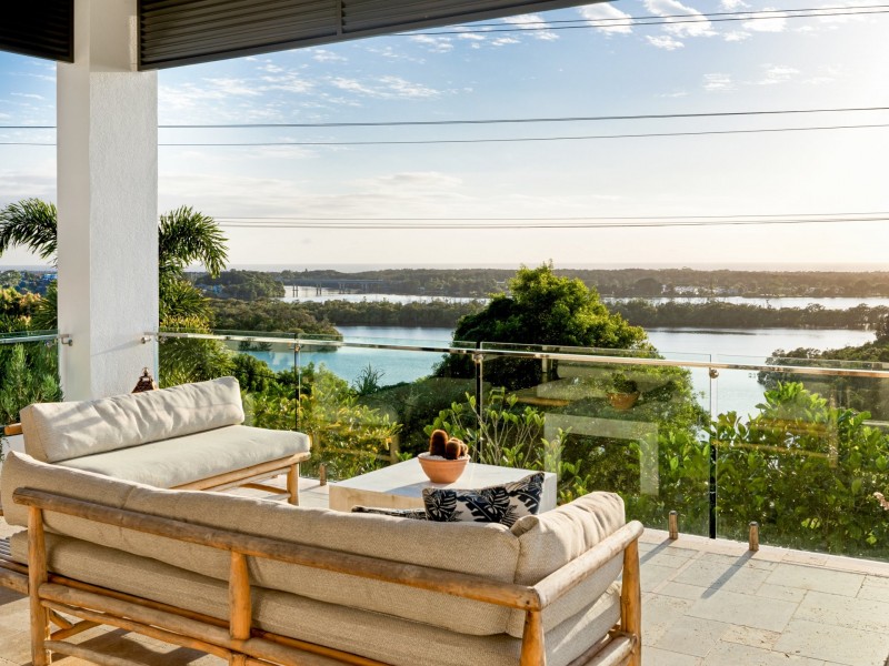 21 Old Ferry Road, Banora Point NSW 2486