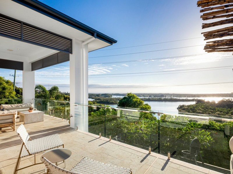 21 Old Ferry Road, Banora Point NSW 2486