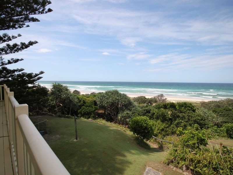 14 Tweed Coast Road, Hastings Point NSW 2489