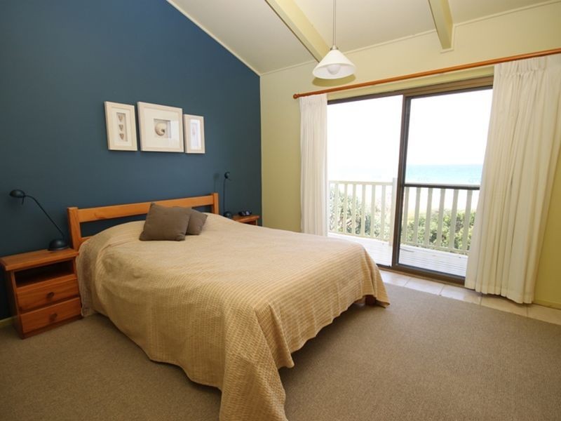 14 Tweed Coast Road, Hastings Point NSW 2489