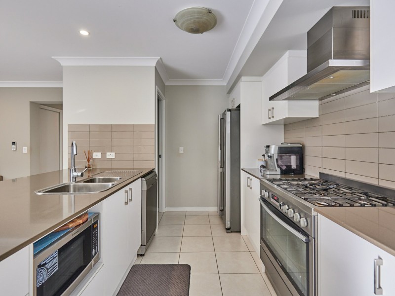 9 Liriope Street, Casuarina NSW 2487