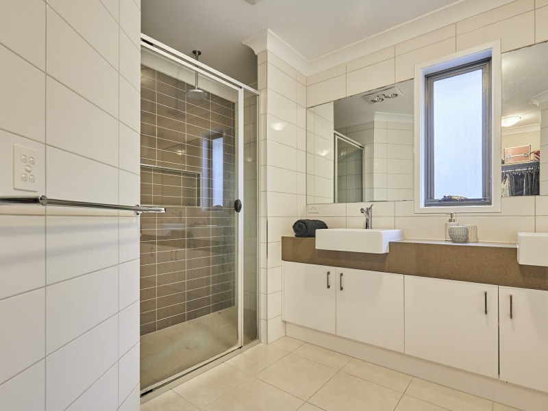 9 Liriope Street, Casuarina NSW 2487