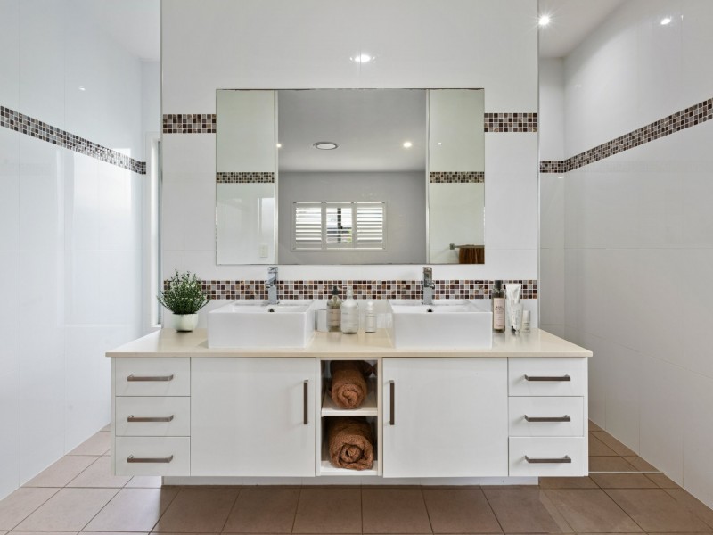 404 Casuarina Way, Casuarina NSW 2487