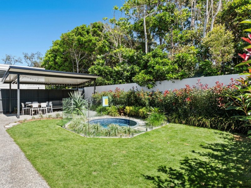 6 Sea Eagle Court, Casuarina NSW 2487