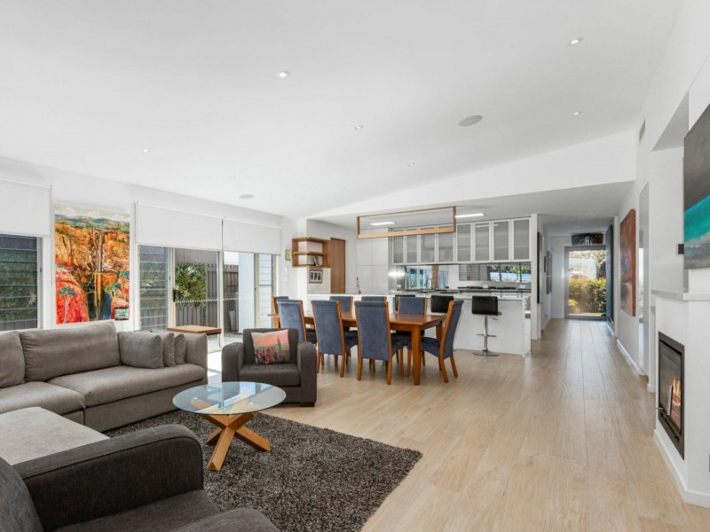 6 Sea Eagle Court, Casuarina NSW 2487