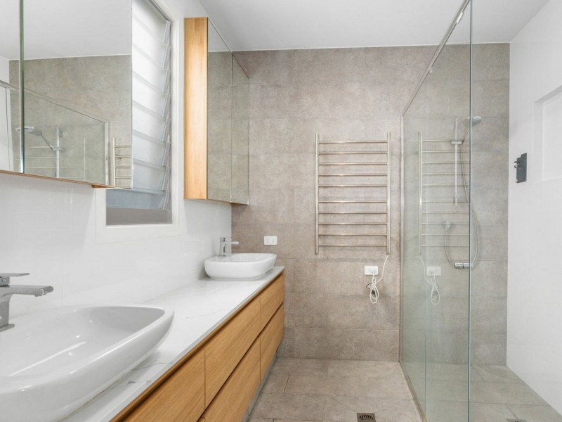 6 Sea Eagle Court, Casuarina NSW 2487