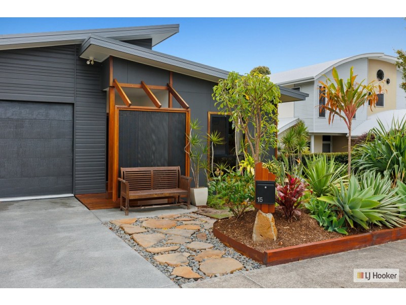 15 Bottlebrush Drive, Pottsville NSW 2489