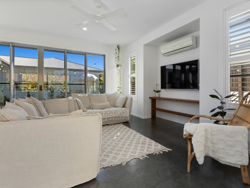 39 Laceflower Parade, Casuarina NSW 2487