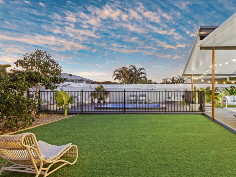 14 Lobelia Crescent, Casuarina NSW 2487