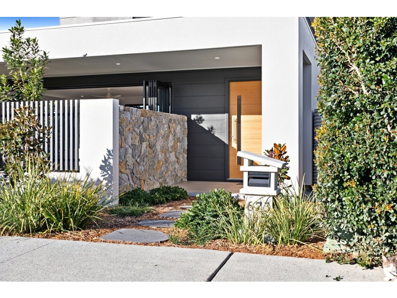 673 Casuarina Way, Casuarina NSW 2487