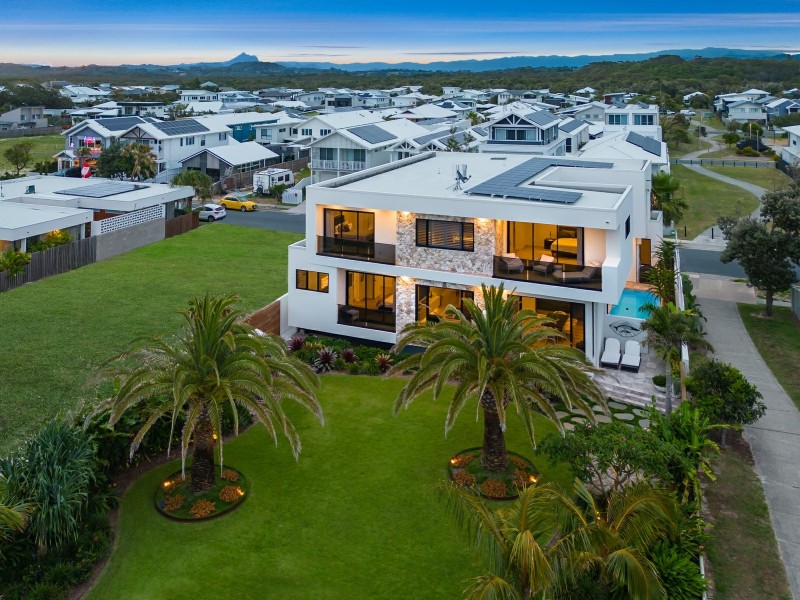 83 Cylinders Drive, Kingscliff NSW 2487