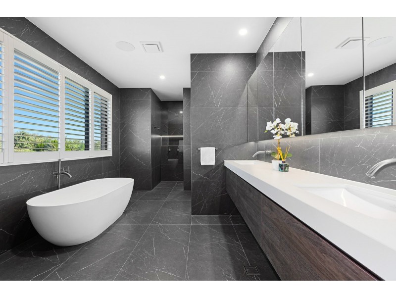 83 Cylinders Drive, Kingscliff NSW 2487