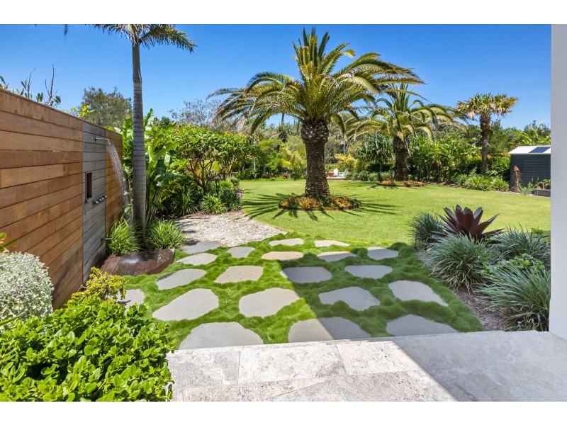 83 Cylinders Drive, Kingscliff NSW 2487