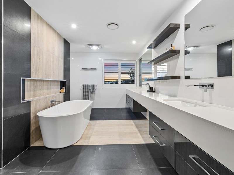 95 Cylinders Drive, Kingscliff NSW 2487