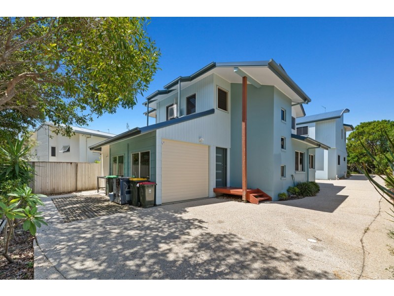 2/588 Casuarina Way, Casuarina NSW 2487