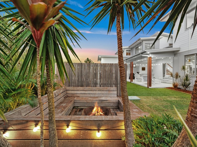 17 Laceflower Parade, Casuarina NSW 2487