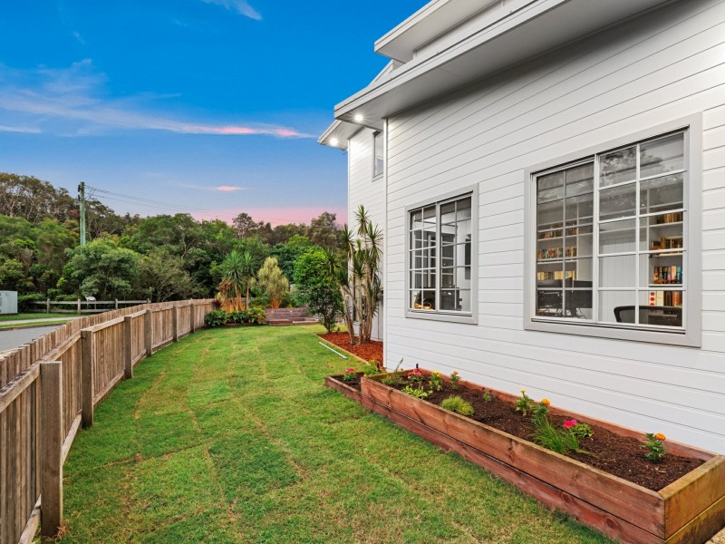 17 Laceflower Parade, Casuarina NSW 2487