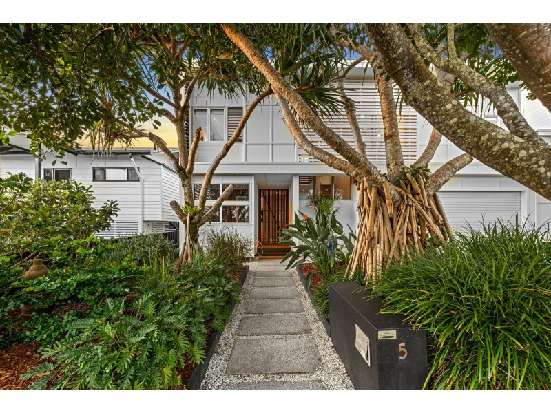 5 Cottonwood Lane, Casuarina NSW 2487