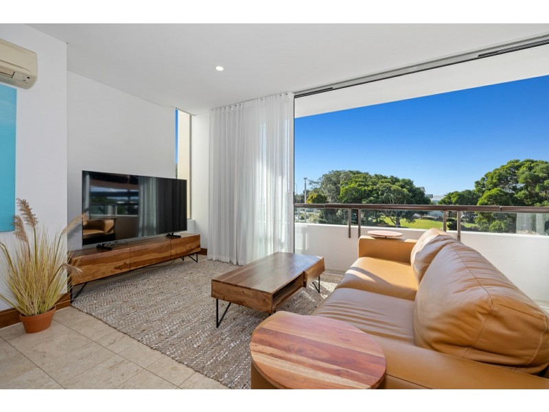 220/9-13 Dianella Drive, Casuarina NSW 2487