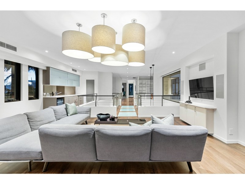 38 Kamala Crescent, Casuarina NSW 2487