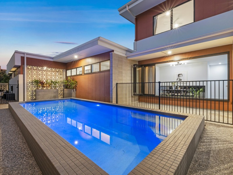 16 Sea Eagle Court, Casuarina NSW 2487