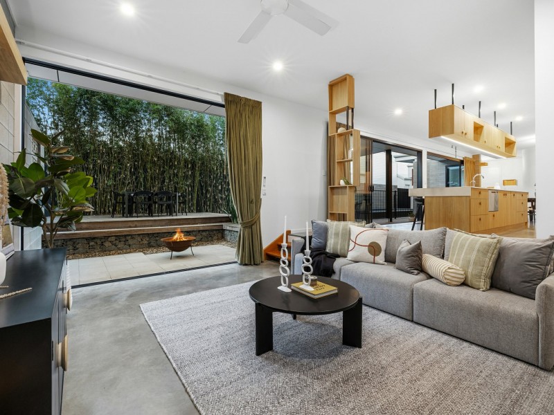 16 Sea Eagle Court, Casuarina NSW 2487