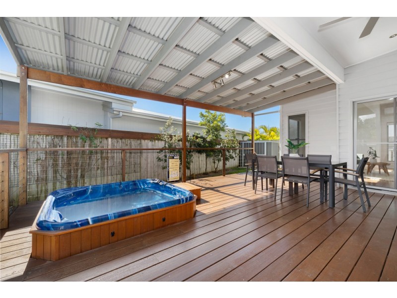14 Dianella Drive, Casuarina NSW 2487
