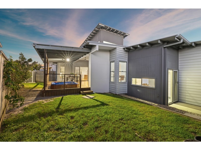 14 Dianella Drive, Casuarina NSW 2487