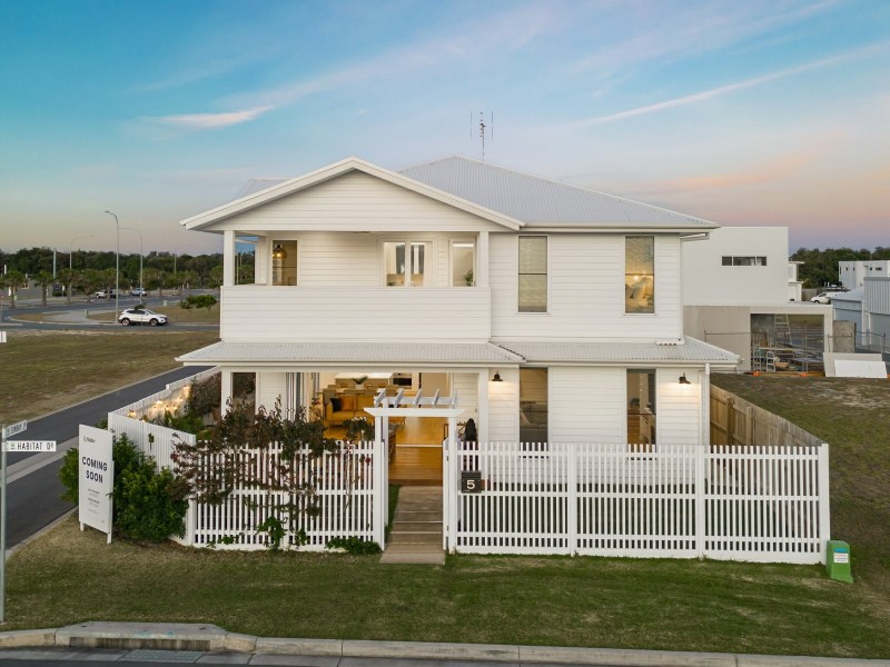 5 Habitat Drive, Casuarina NSW 2487