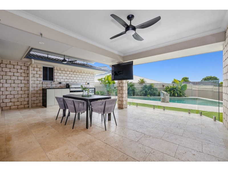 8 Narooma Street, Pottsville NSW 2489