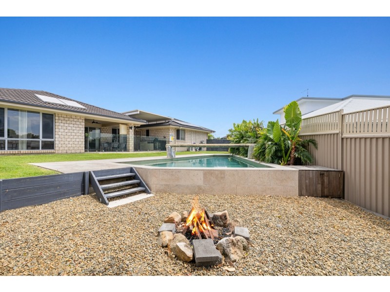 8 Narooma Street, Pottsville NSW 2489