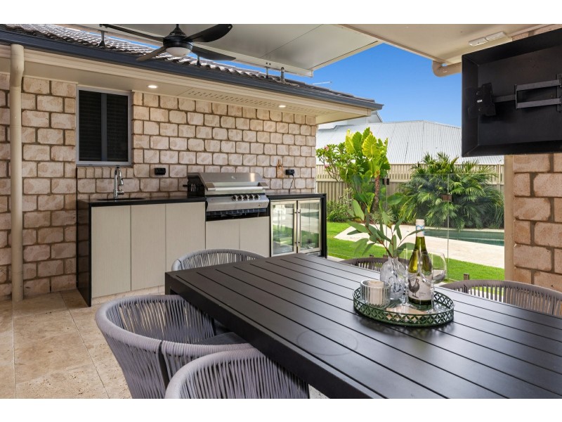 8 Narooma Street, Pottsville NSW 2489