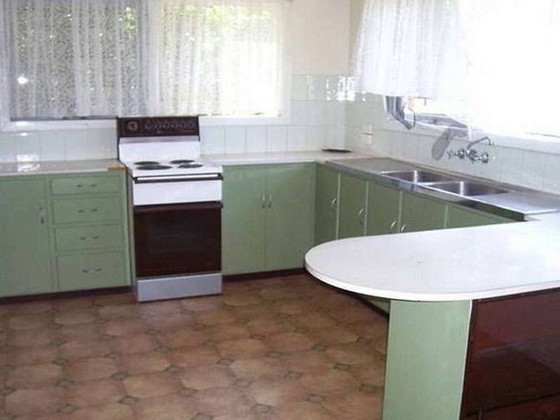 9 Bimbadeen Avenue, Banora Point NSW 2486