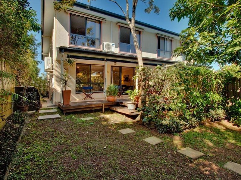 2/33 Tombonda Road, Murwillumbah NSW 2484