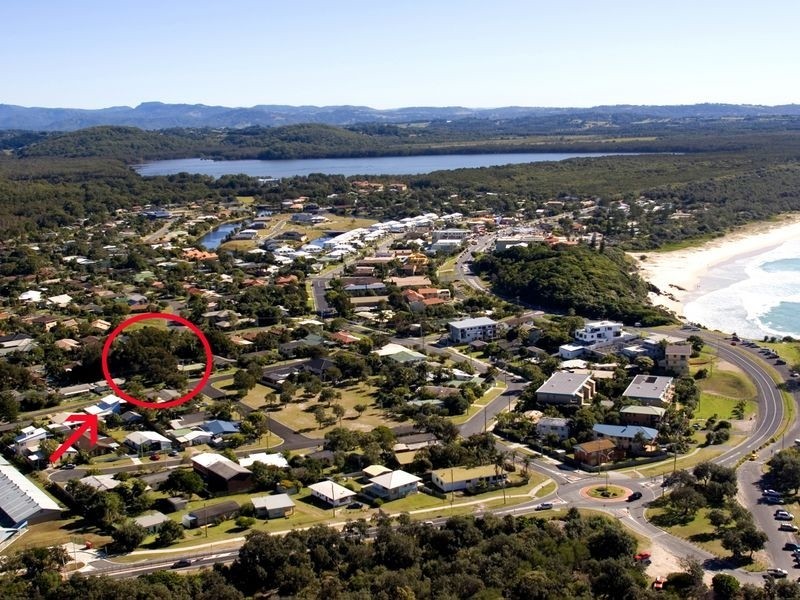 22 Towners Avenue, Cabarita Beach NSW 2488