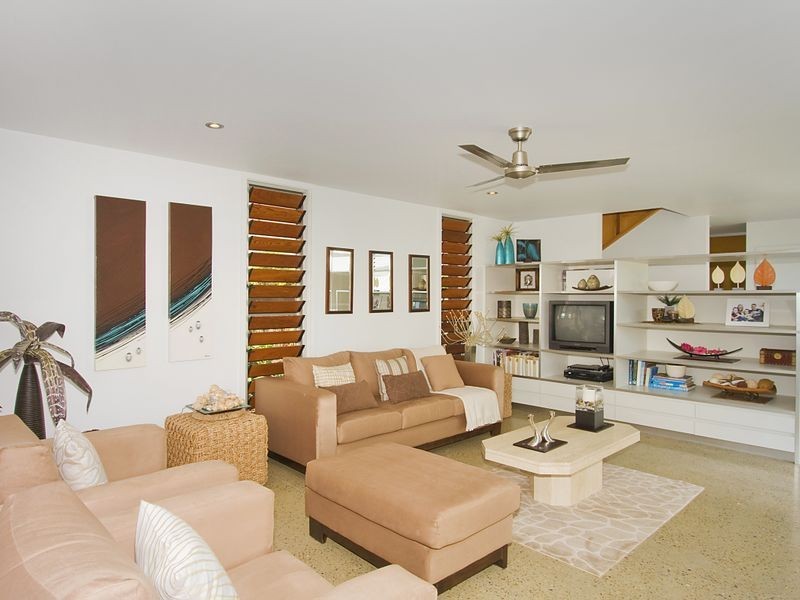 6 Riberry Drive, Casuarina NSW 2487