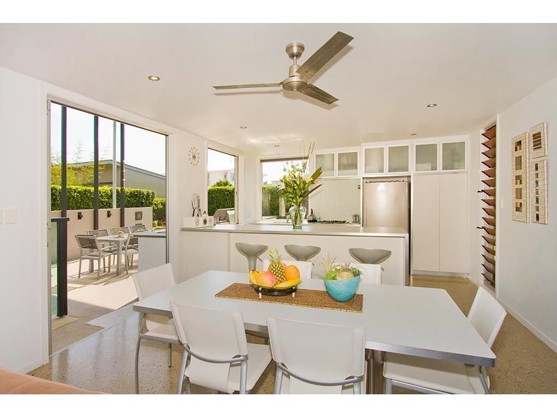 6 Riberry Drive, Casuarina NSW 2487