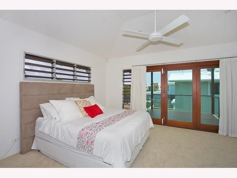 18 Beech Lane, Casuarina NSW 2487