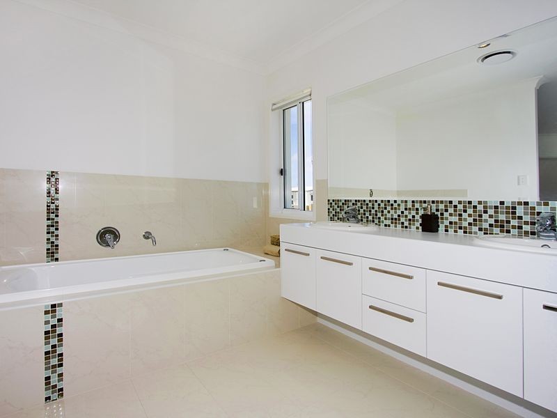 8 Angourie Street, Kingscliff NSW 2487