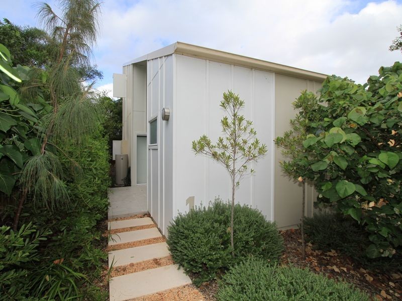1/603 Casuarina Way, Casuarina NSW 2487