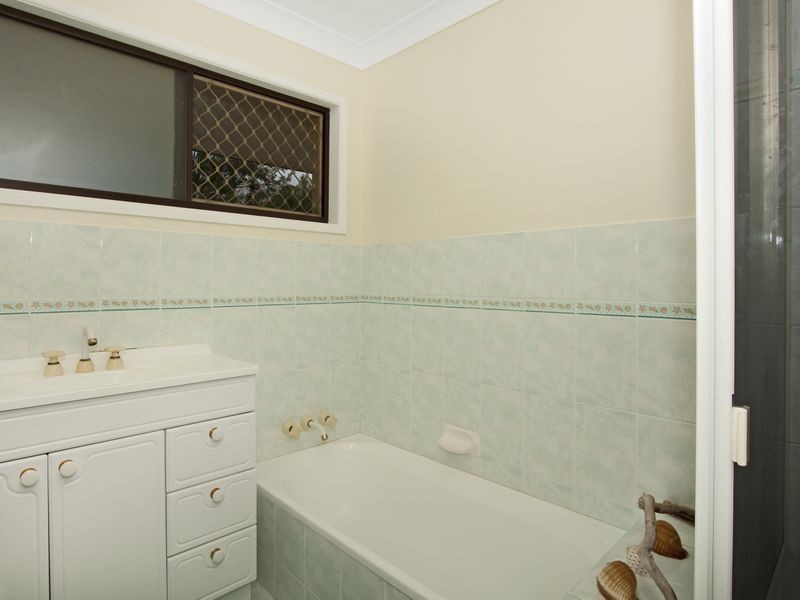 12 Red Bass Avenue, Tweed Heads West NSW 2485