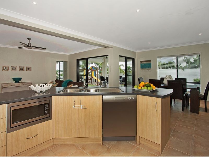 27 Salt Water Crescent, Kingscliff NSW 2487