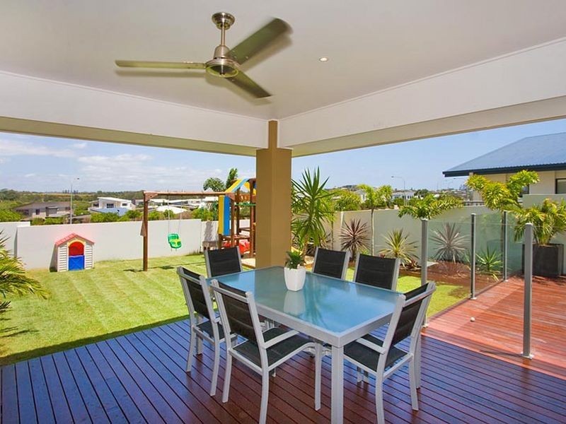 27 Salt Water Crescent, Kingscliff NSW 2487